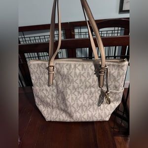 Michael Kors Nomad Purse
